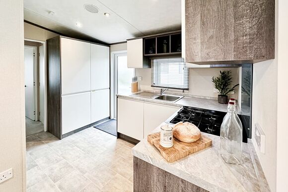 Porthleven 2 Bedroom with Decking - Silver Sands Holiday Park - Cornwall, Helston