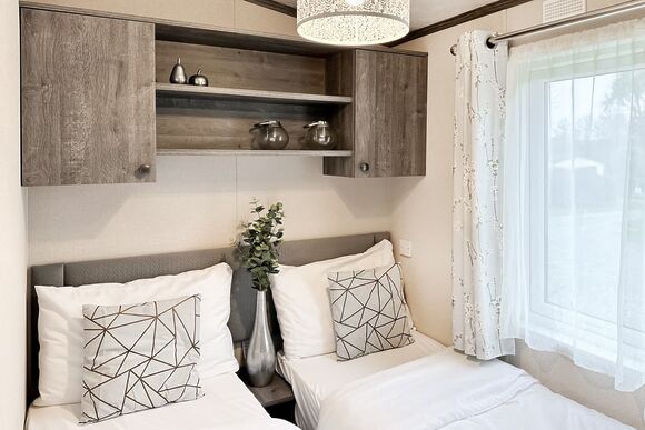 Porthleven 2 Bedroom with Decking - Silver Sands Holiday Park - Cornwall, Helston