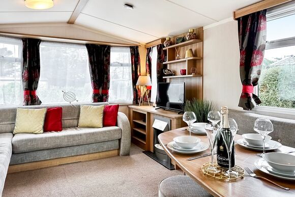 Kennack 3 Bedroom with Decking - Silver Sands Holiday Park - Cornwall, Helston