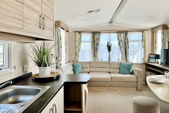 Kennack 2 Bedroom - Silver Sands Holiday Park - Cornwall, Helston