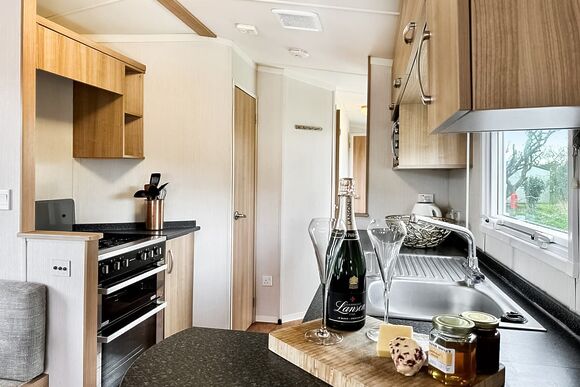 Kennack 2 Bedroom &ndash; Pet Friendly - Silver Sands Holiday Park - Cornwall, Helston