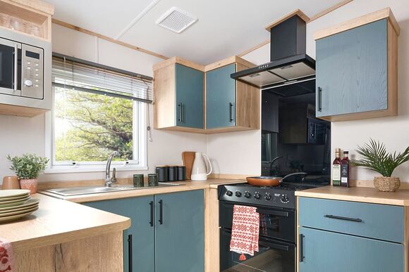 Helford 2 Bedroom - Silver Sands Holiday Park - Cornwall, Helston