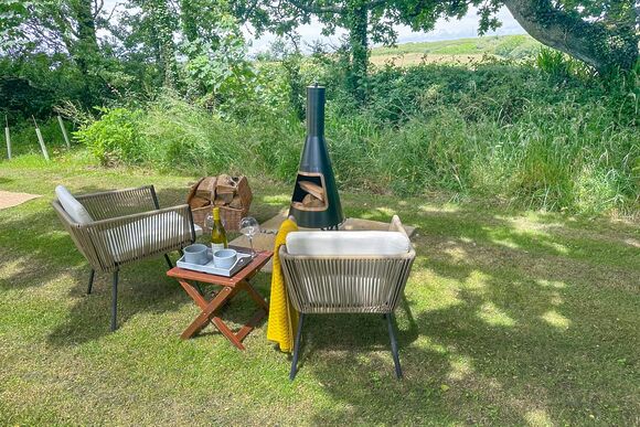 Signature Cove Lodge with Hot Tub & Private Garden - Silver Sands Holiday Park - Cornwall, Helston