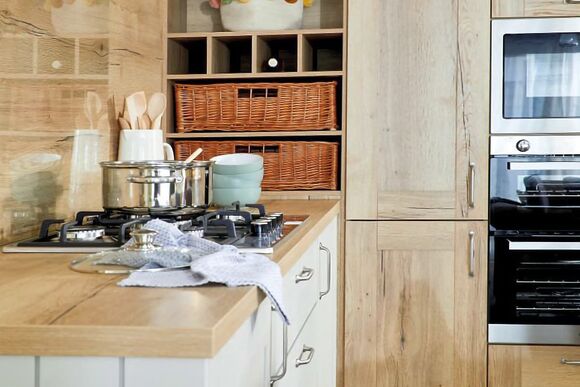 Platinum 2 Pet Friendly Caravan with Decking sleeps 4 - Silver Sands Holiday Park, Lossiemouth, Moray