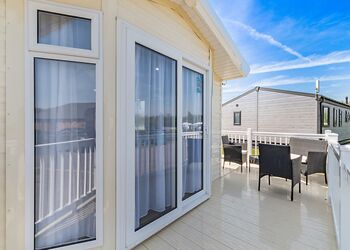 Platinum Caravan - Skegness Fields, Skegness