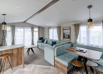 Platinum Caravan 6 (Pet)