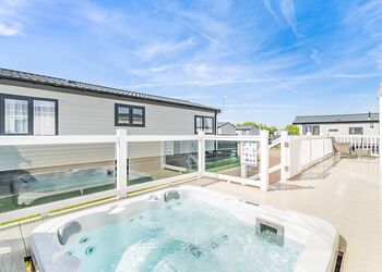 Platinum Caravan 6 Berth (2 bed) - Skegness Fields, Skegness