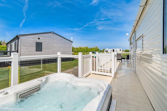 Platinum Caravan - Skegness Fields, Skegness