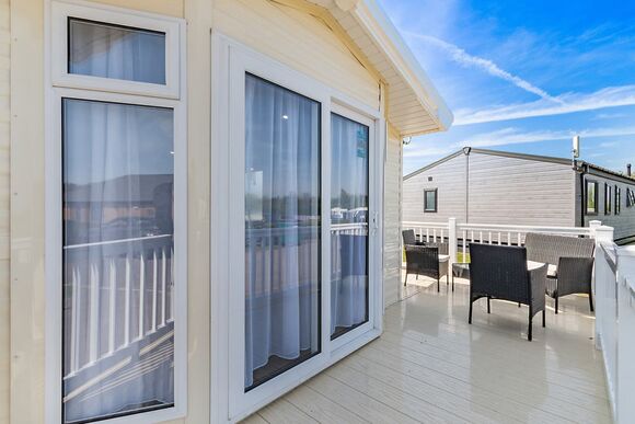 Platinum Caravan - Skegness Fields, Skegness