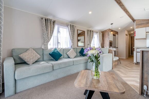 Platinum Caravan - Skegness Fields, Skegness