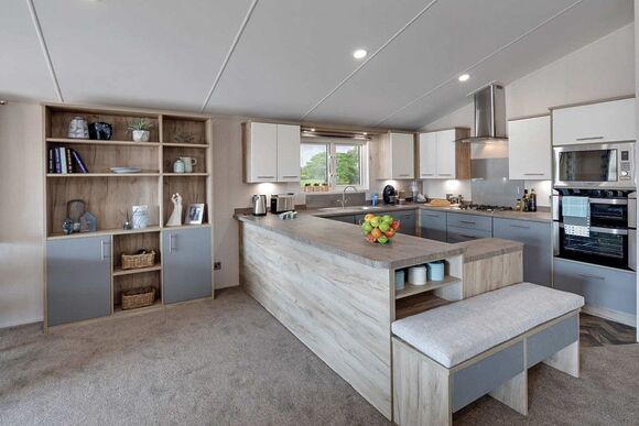 Platinum Lodge Hot Tub - Skegness Fields, Skegness