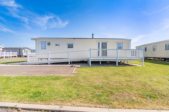 Gold Caravan 6 WCF (Pet) - Skegness Fields, Skegness