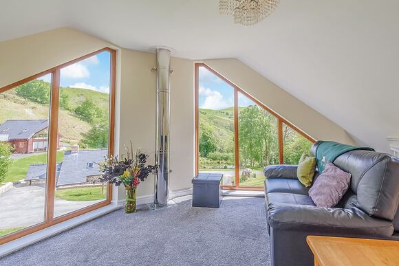 Valley View Lodge - Slate House Lodges, Little London, Nr Llandinam