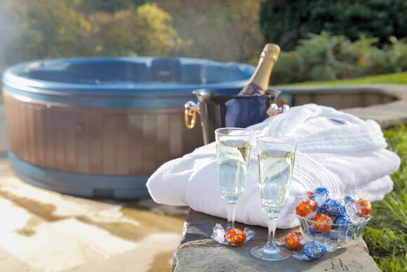 Slate House Cottage - Slate House Lodges, Little London, Nr Llandinam