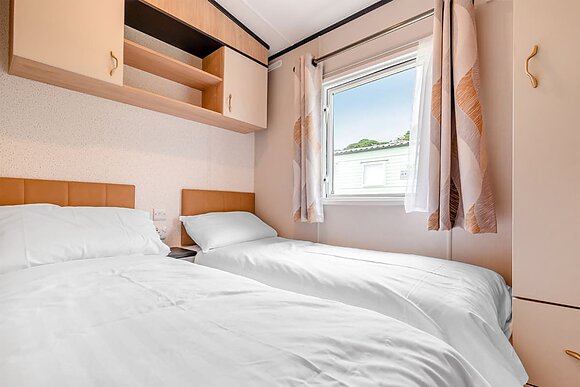 Silver Premium 2 Caravan slps 6 parking, decking P - Looe Bay, Looe