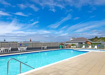 Solent Breezes, Fareham