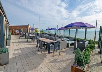 Solent Breezes, Fareham