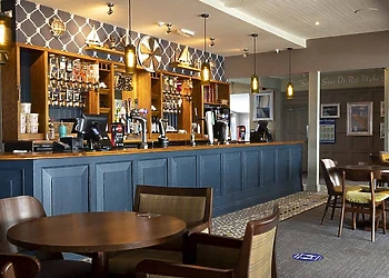 Solent Breezes, Fareham