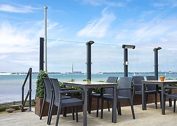 Solent Breezes, Fareham