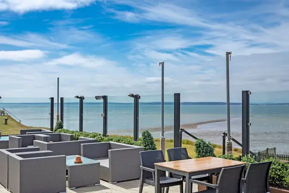 Solent Breezes, Fareham