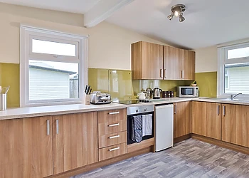 Classic 2 bedroom Chalet  Hot Tub (Slps 4) 