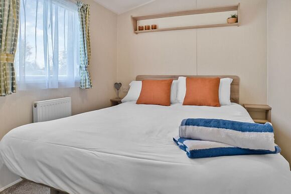 Bronze 3 bedroom Caravan (Slps 8) - Solway Holiday Village, Silloth, North Lakes