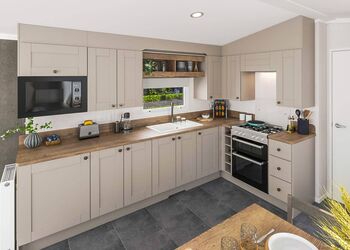 2 Bedroom Platinum Hot Tub Caravan - South Bay Holiday Park, Brixham