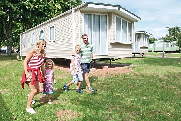 SB 2 Bed Gold Caravan