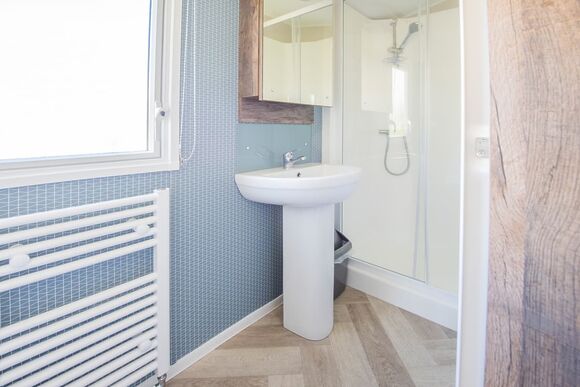 SB 2 Bed Platinum Caravan - South Bay Holiday Park, Brixham