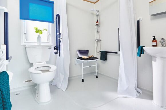 2 Bedroom Silver Adapted Caravan - South Bay Holiday Park, Brixham