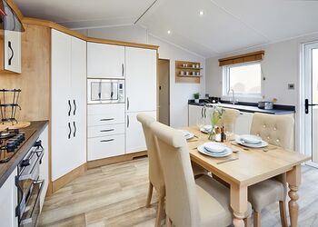 Hideaway 2 Bed Caravan - Riverside Holiday Park, Southport