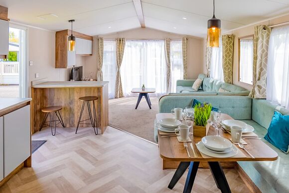 Signature 2 Bed Caravan Pet Friendly - Riverside Holiday Park, Southport