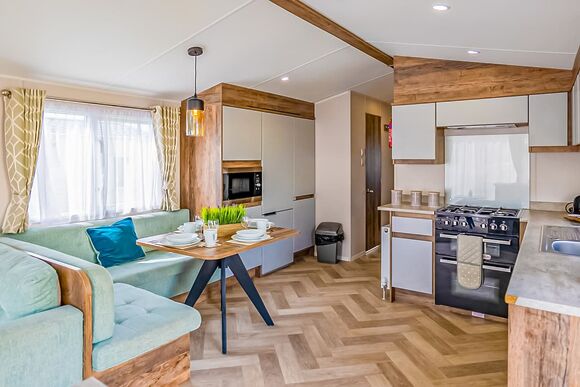 Signature 2 Bed Caravan Pet Friendly - Riverside Holiday Park, Southport