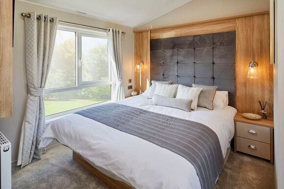 Hideaway 3 Bed Caravan - Riverside Holiday Park, Southport