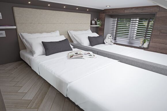 Autograph S Pod Escape 6 (Hot tub) - Riverside Holiday Park, Southport