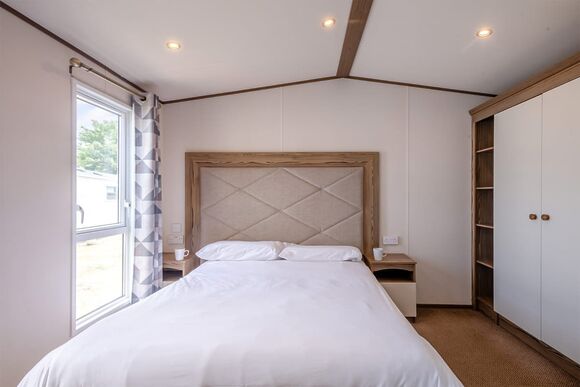 Gold Caravan with parking, ensuite & decking 6 P, Gold Caravan with parking, ensuite & decking 6 - Southerness, Southerness, by Dumfries