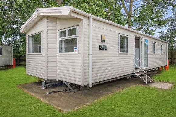 Silver Caravan with parking - Southerness, Southerness, by Dumfries