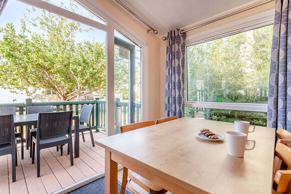 Superior Lodge, parking, ensuite, decking & SV 4 - Southerness, Southerness, by Dumfries