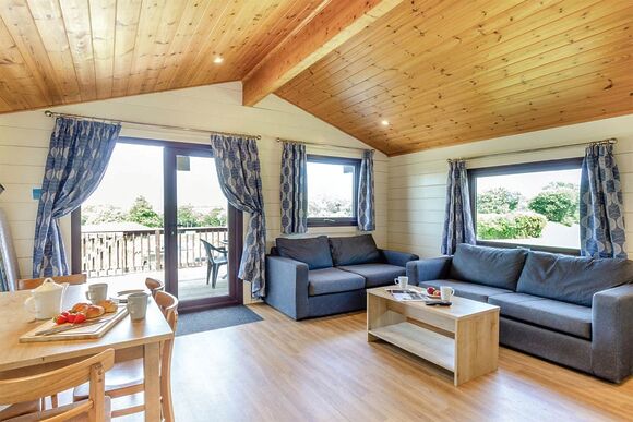 Superior Lodge with parking, ensuite & decking 6 P, Superior Lodge with parking, ensuite & decking 6 - Southerness, Southerness, by Dumfries