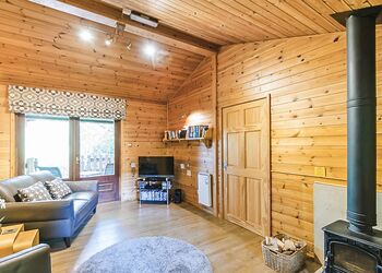 Skovarel - Springwood Lodges, Harrogate