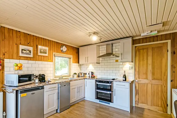 Evernia - Springwood Lodges, Harrogate