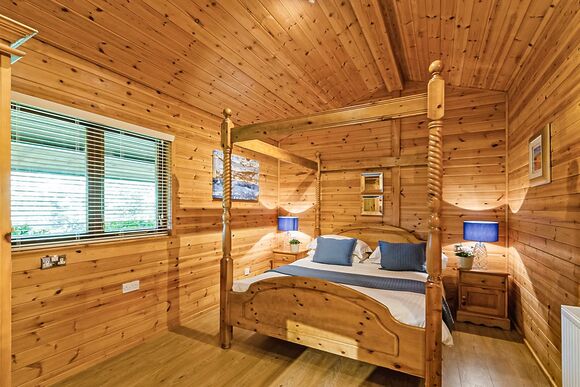 Skovarel - Springwood Lodges, Harrogate