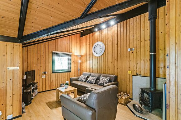 Sneugle - Springwood Lodges, Harrogate