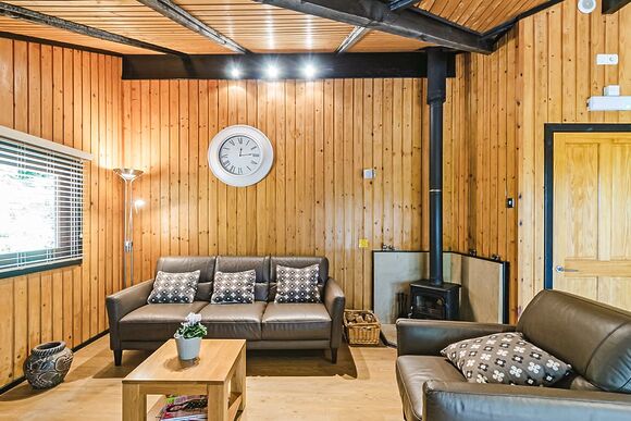 Sneugle - Springwood Lodges, Harrogate