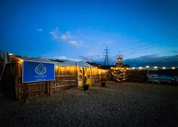 St Andrews Lakes, Halling