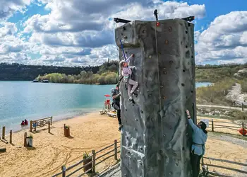 St Andrews Lakes, Halling