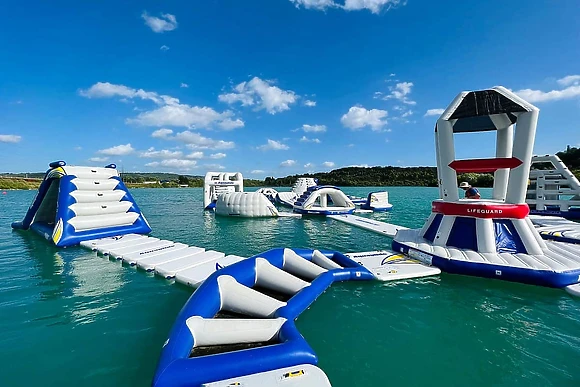 St Andrews Lakes, Halling