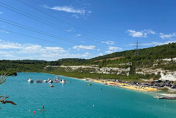 St Andrews Lakes, Halling