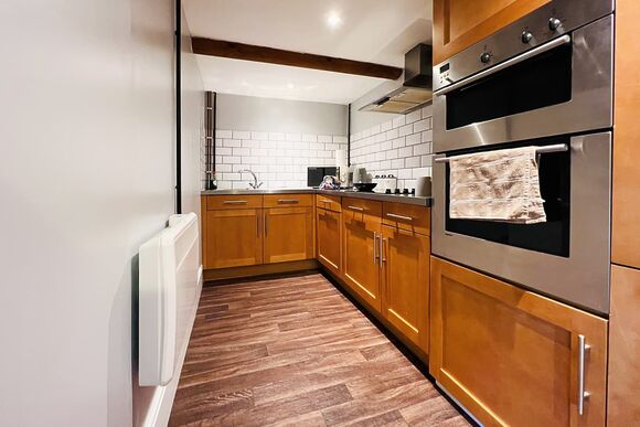 Willow Lodge - St Andrews Lakes, Halling