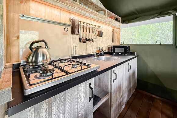 Hill Top Lodge - St Andrews Lakes, Halling